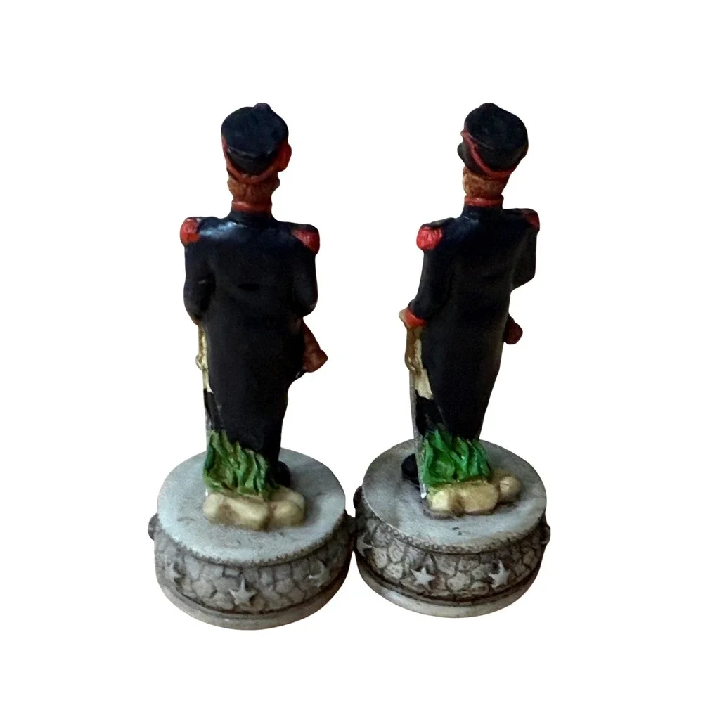 2‎ Vintage 2000 Napoleon Wellington Replacement WU Chess Piece Waterloo C&F Corp